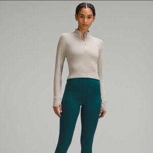 Lululemon it’s rulu ribbed crop half zip.